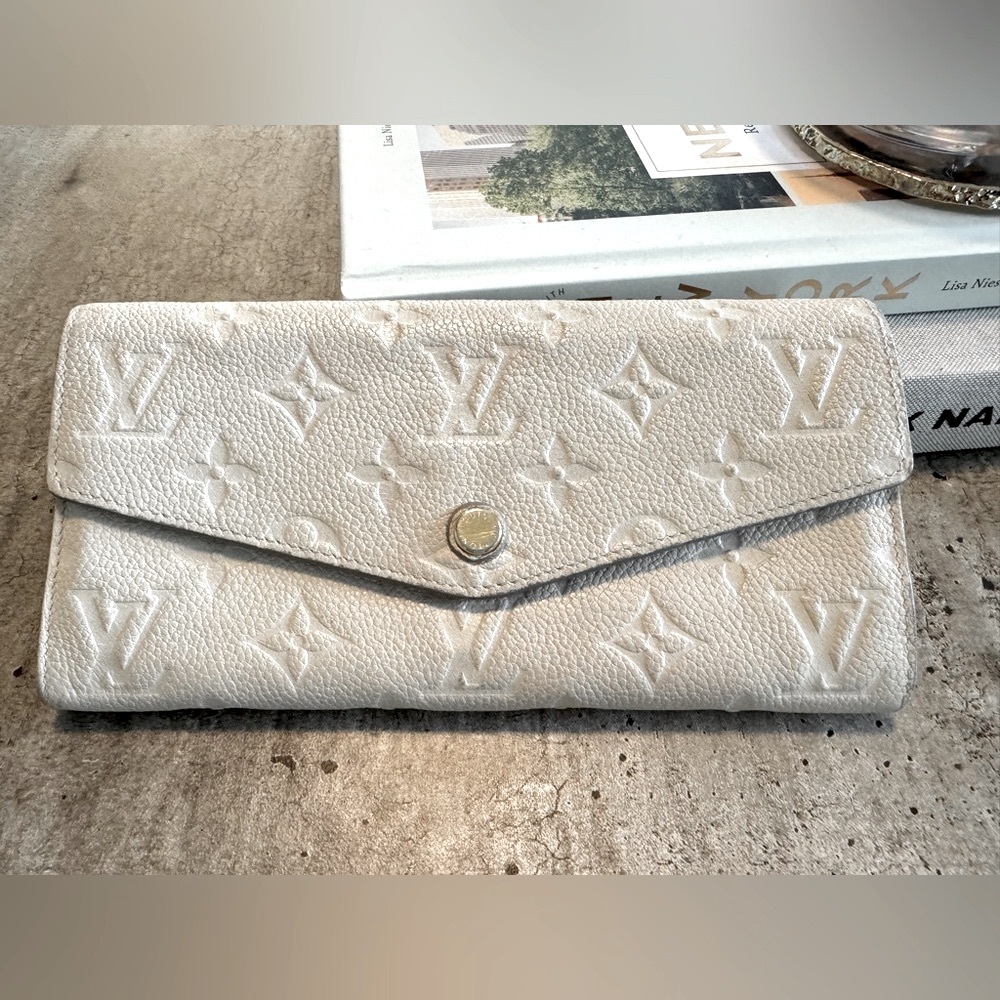 Louis Vuitton Monogram Empreinte Curieuse Sarah Wallet